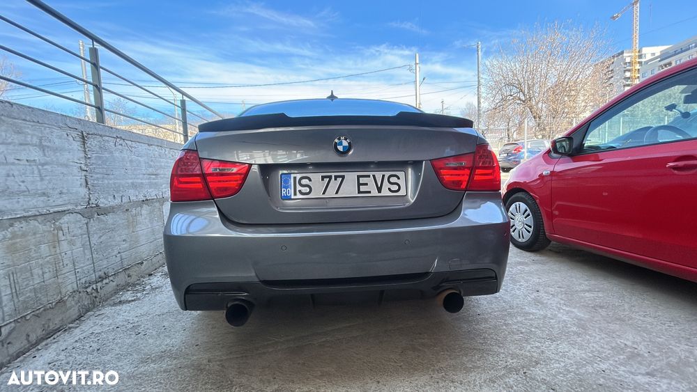 BMW Seria 3 320d - 10