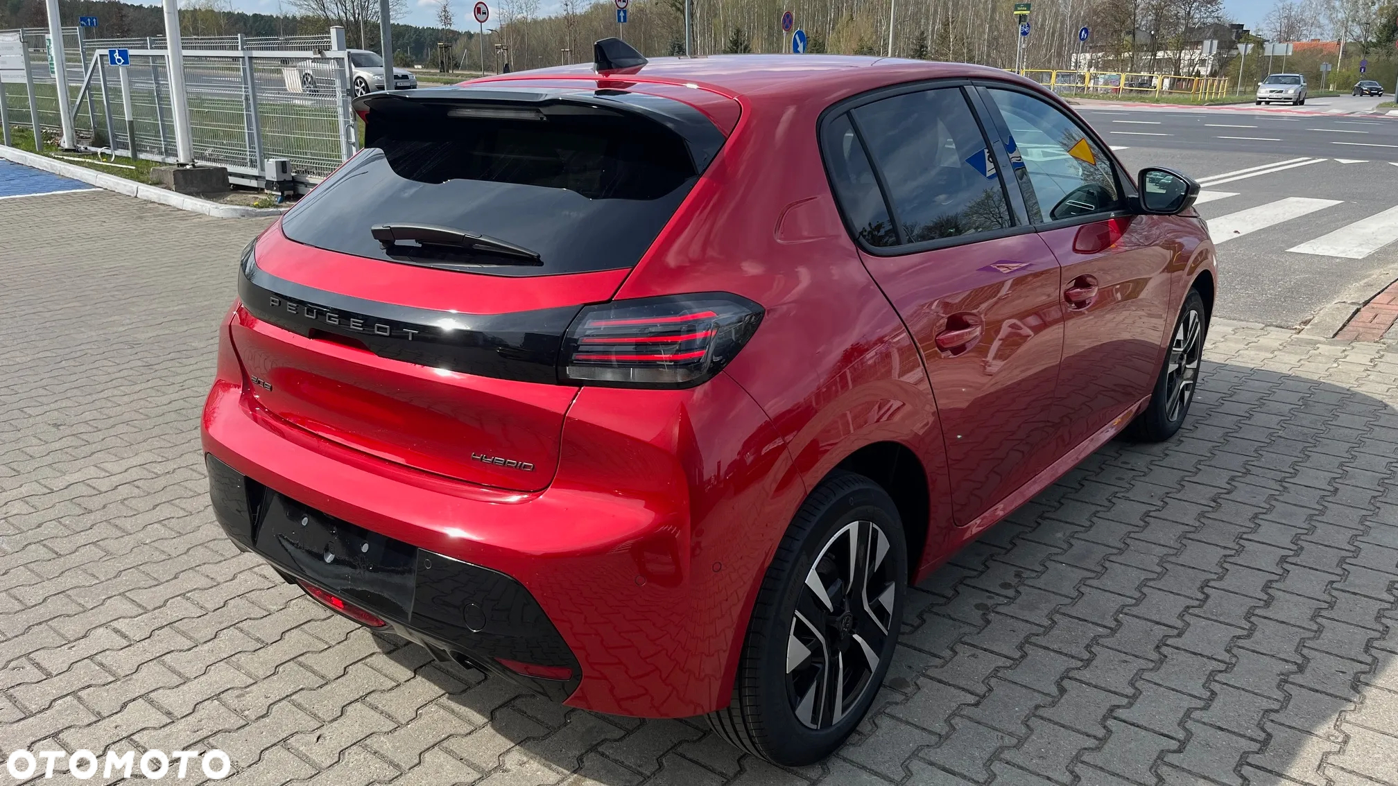 Peugeot 208 1.2 mHEV Allure - 6