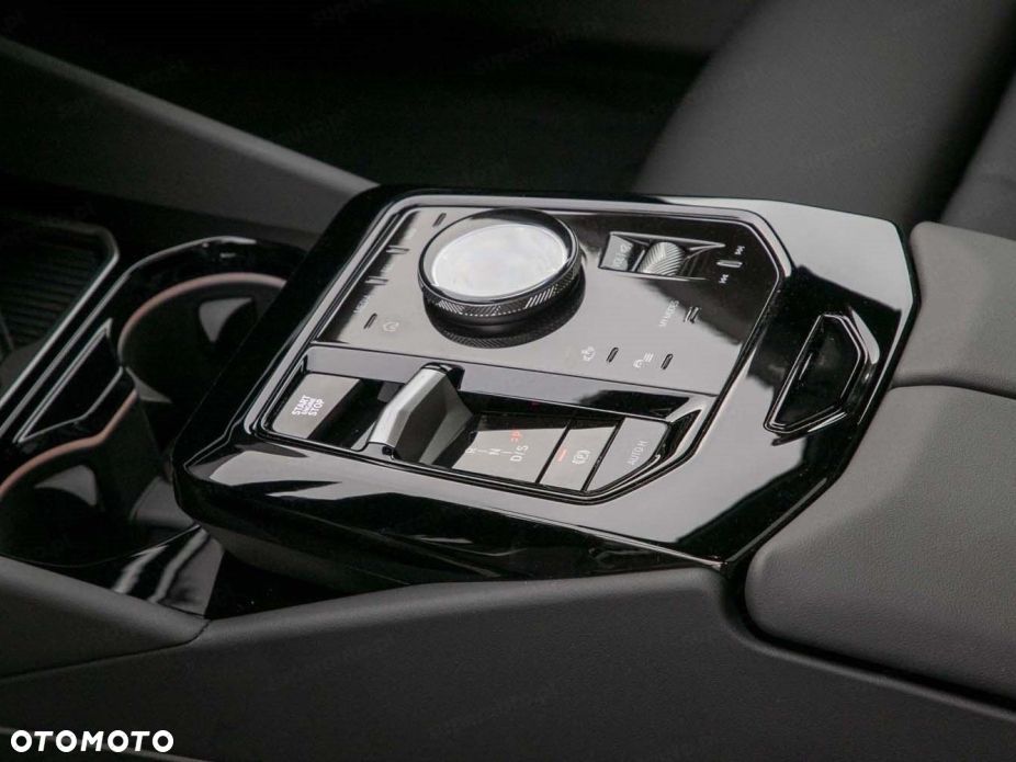 BMW Seria 5 540d xDrive mHEV M Sport - 11