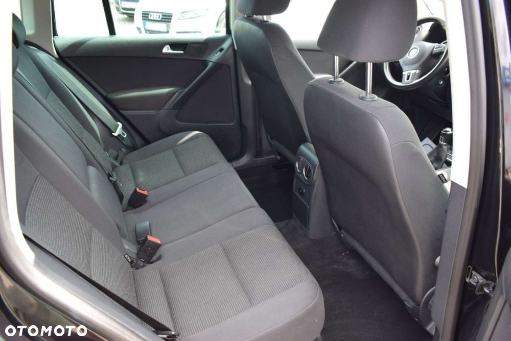 Volkswagen Tiguan - 22