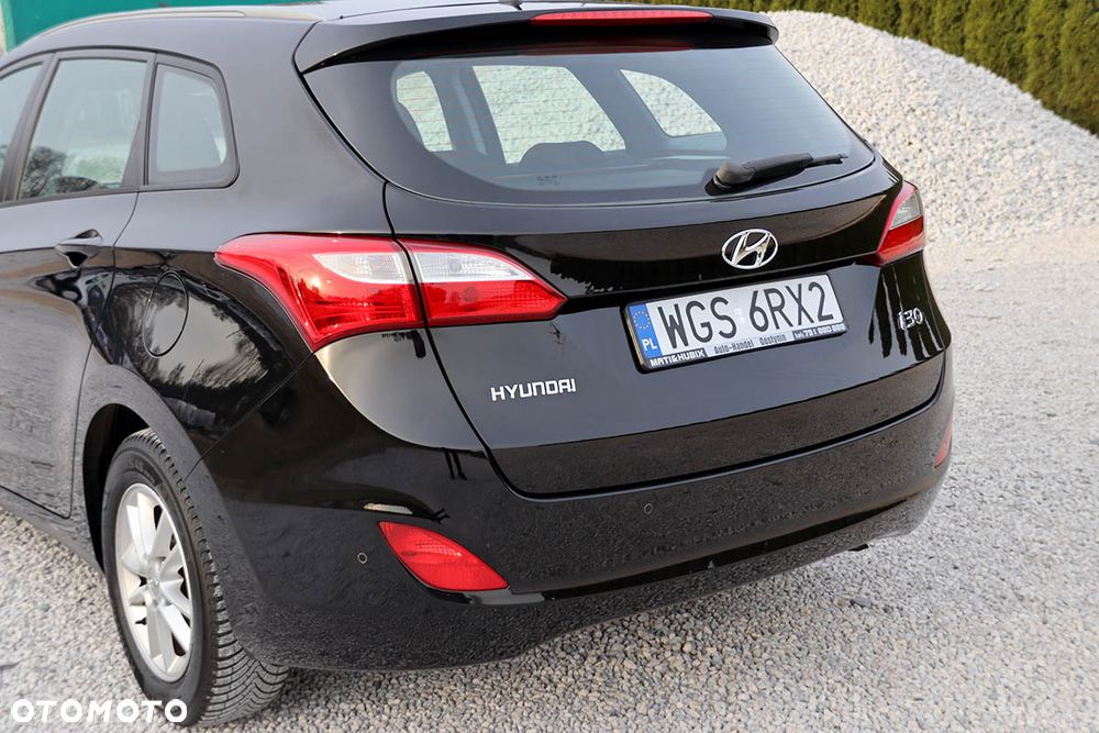 Hyundai i30 i30cw 1.4 CRDi Advantage - 18