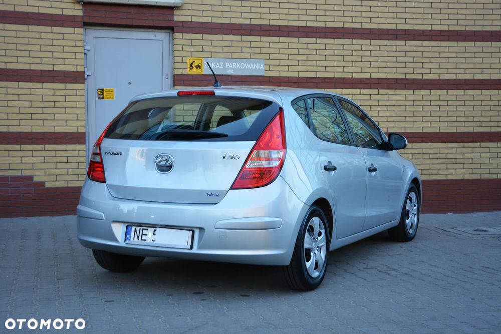 Hyundai i30 1.4 Edition Plus - 4