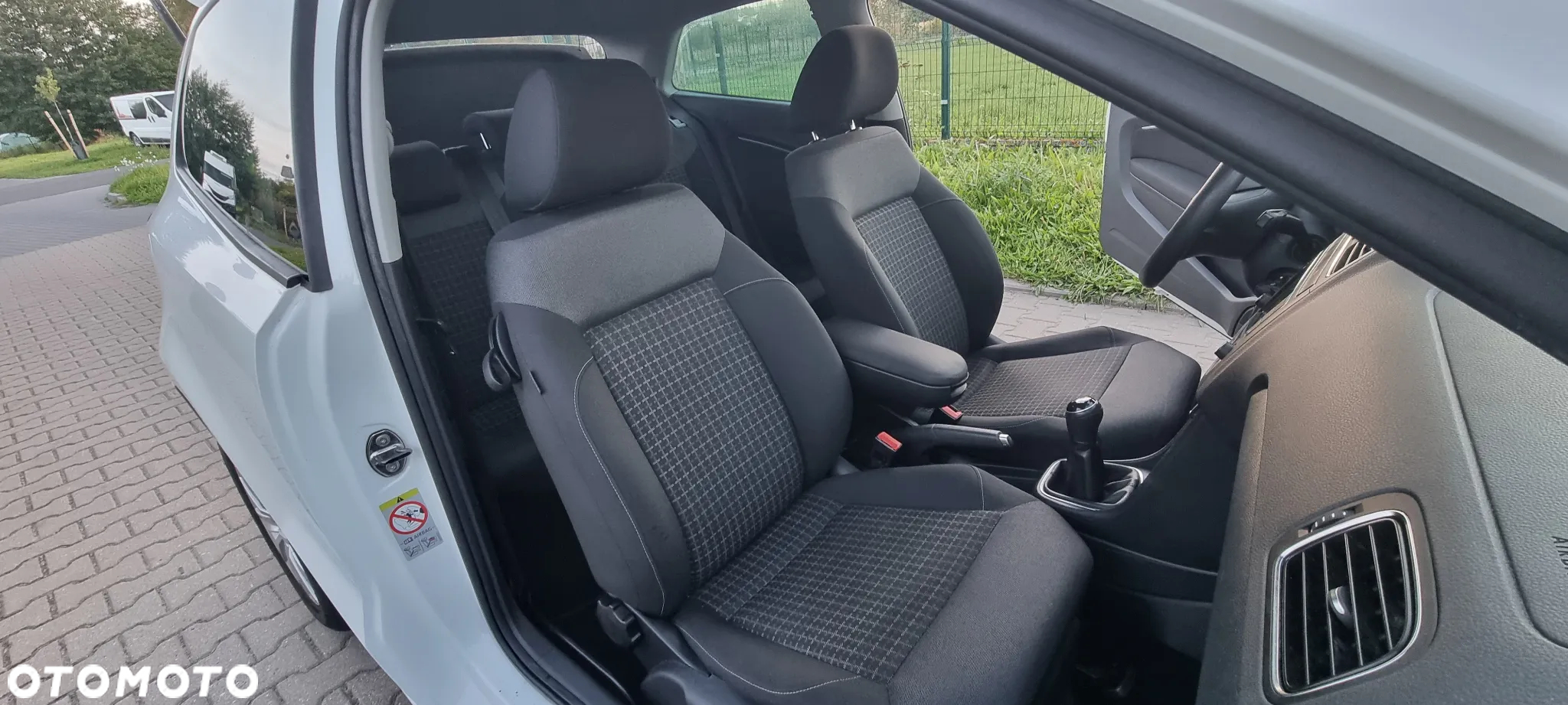 Volkswagen Polo - 21