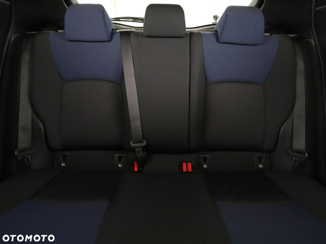 Toyota C-HR 1.8 Hybrid Dynamic - 18