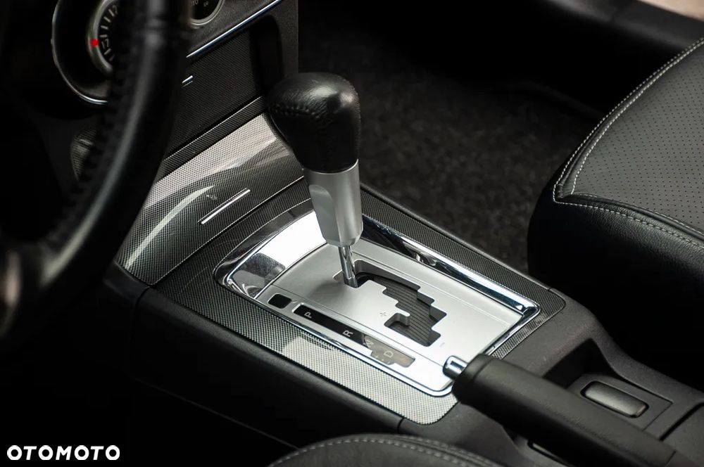 Mitsubishi Lancer 1.8 CVT Intense - 38