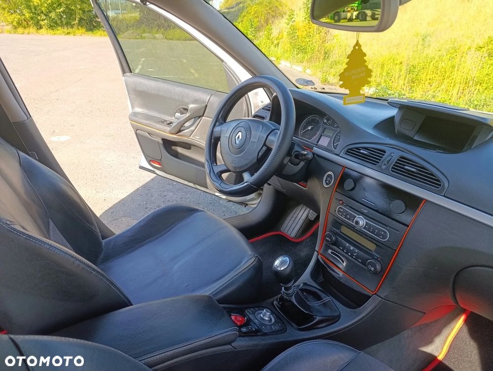 Renault Laguna - 23