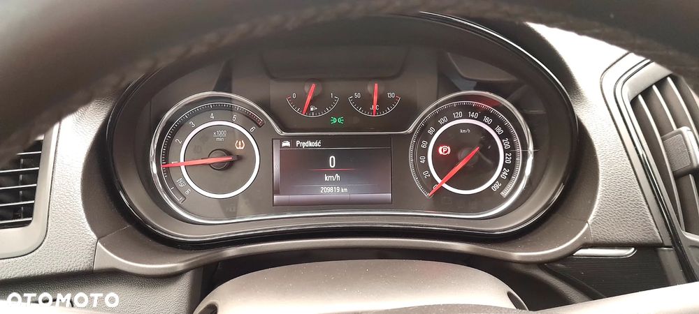 Opel Insignia 2.0 CDTI Cosmo S&S - 3