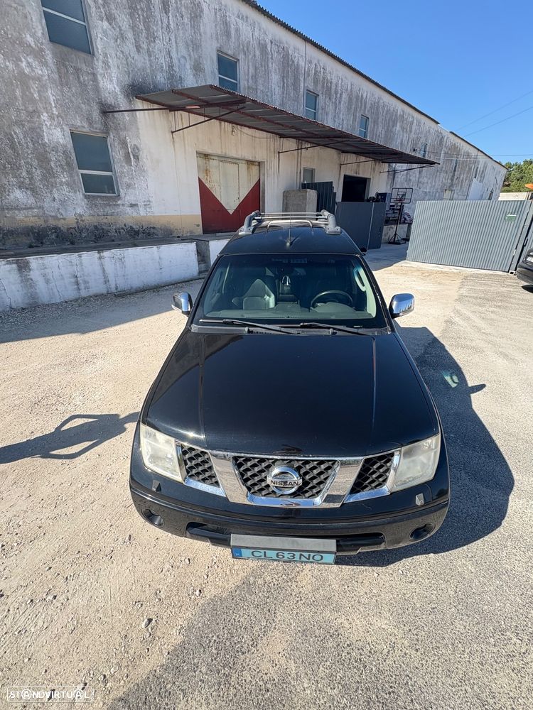 Nissan Navara 2.5 dCi CD LE Hi-Tech AT - 4