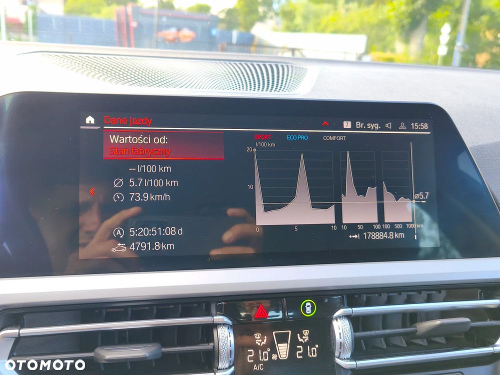 BMW Seria 3 318d - 26