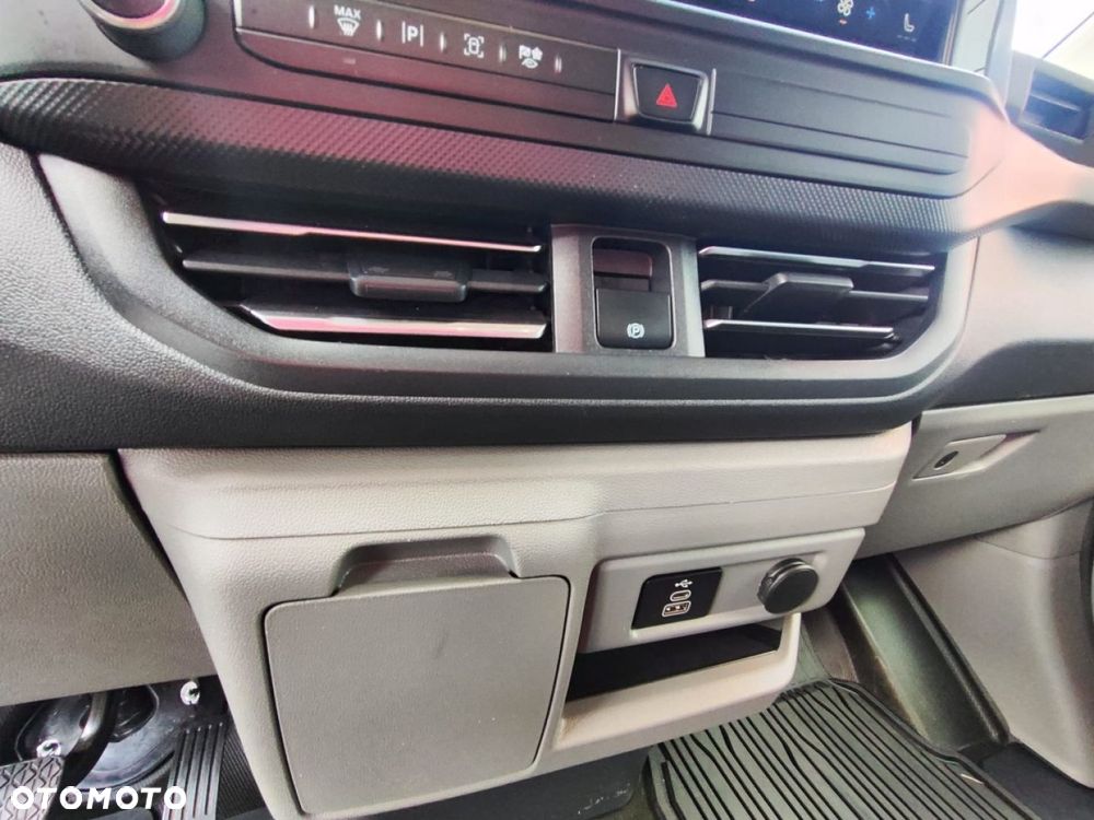 Ford Transit Custom - 26