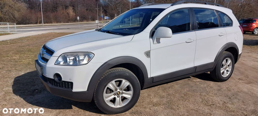 Chevrolet Captiva 2.4 LS 5os - 1