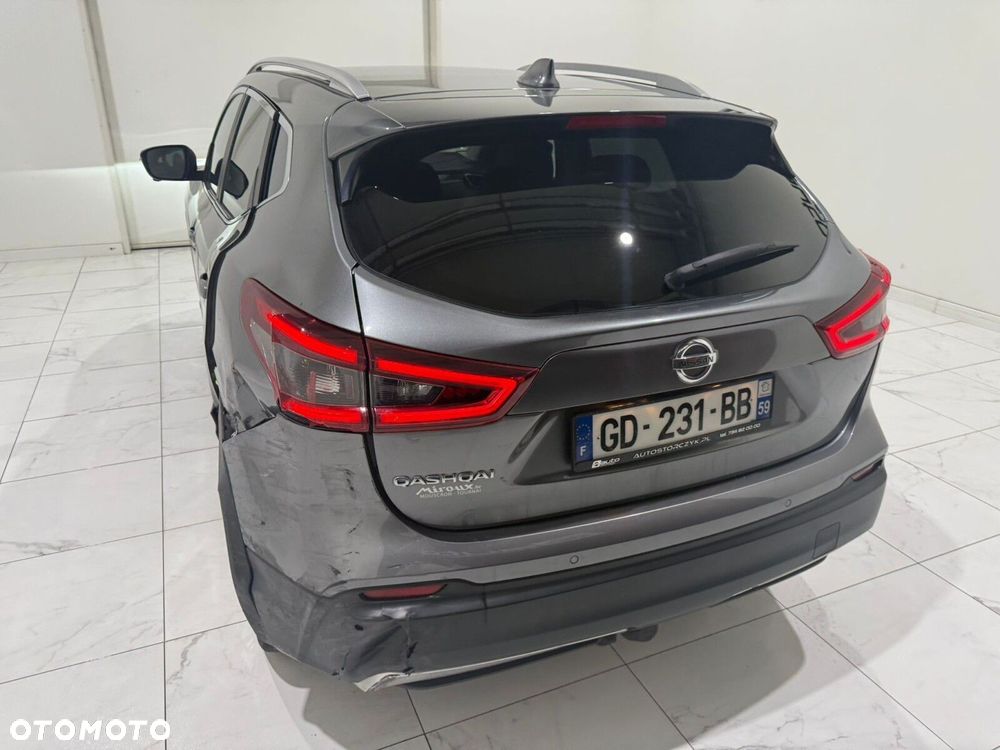 Nissan Qashqai - 14
