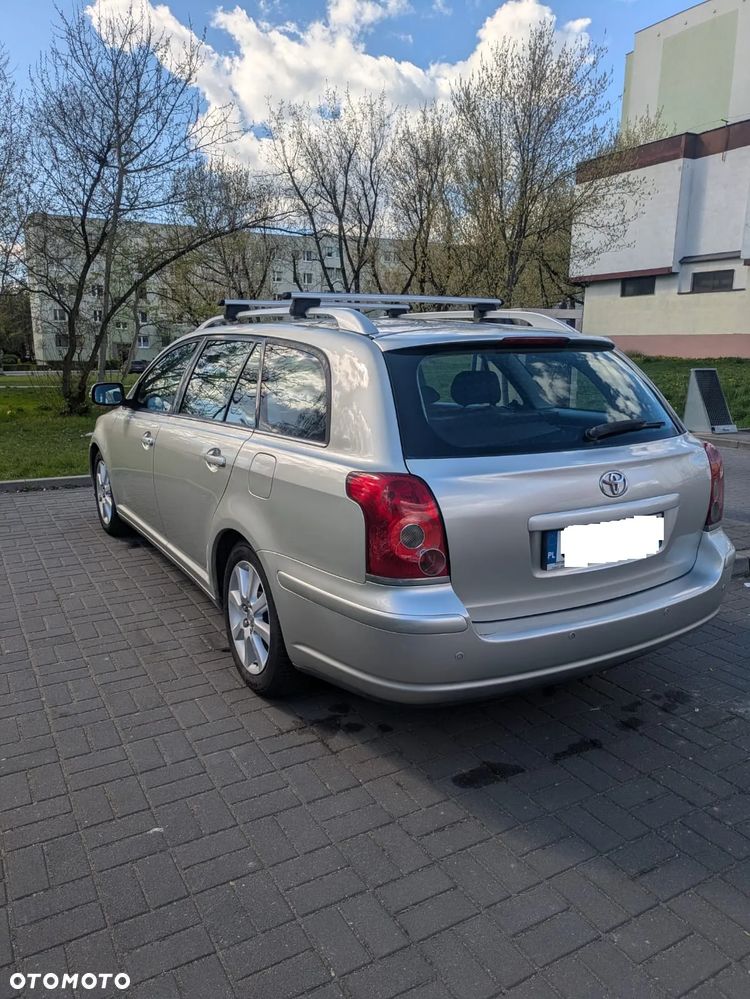 Toyota Avensis 1.8 VVT-i Luna - 6