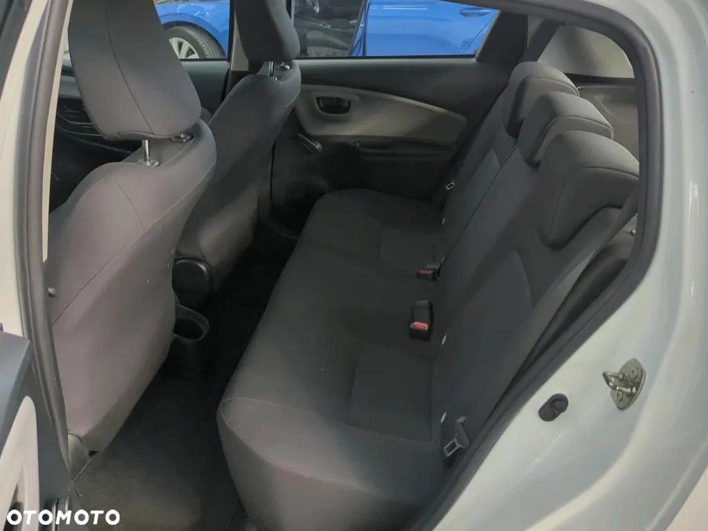 Toyota Yaris 1.0 Active - 8