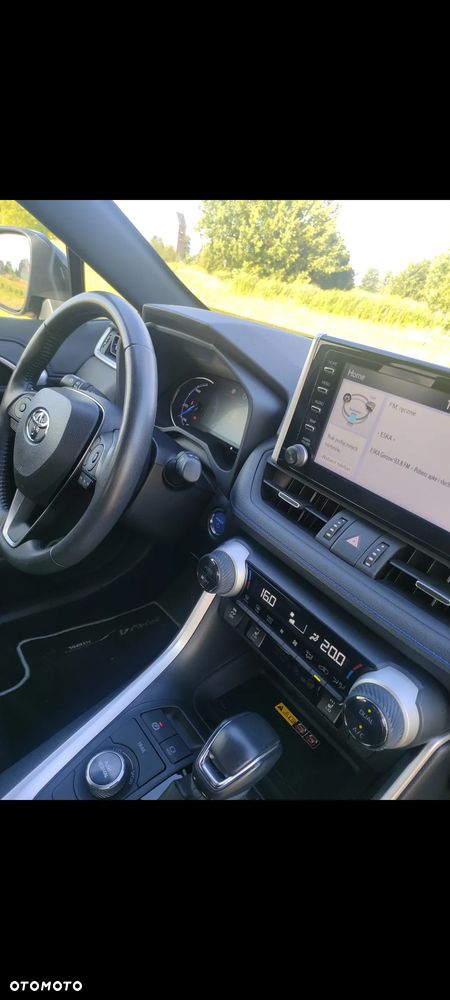 Toyota RAV4 - 10