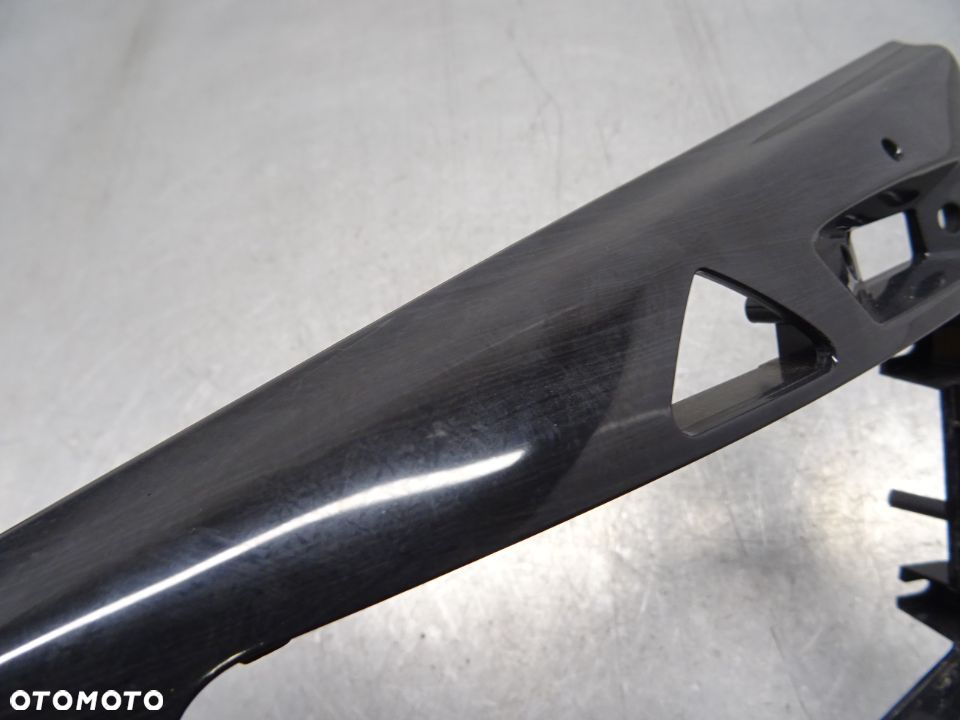 FORD FOCUS MK1 LIFT 01-04 2.0B RAMKA OSŁONA ŚRODKOWA - 2