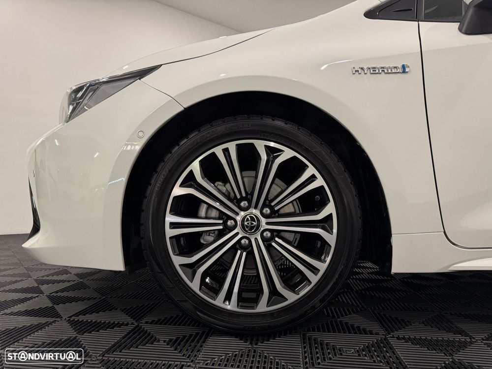 Toyota Corolla 1.8 Hybrid Exclusive - 11