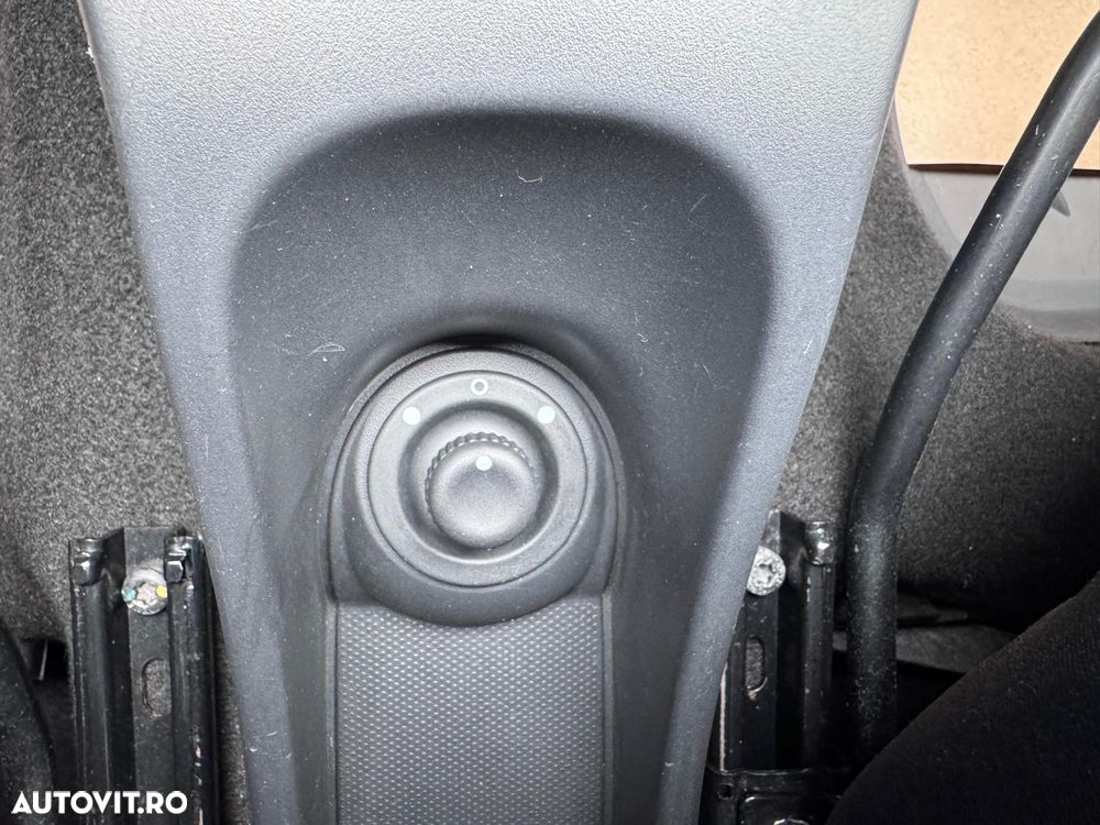 Dacia Duster 1.6 4x4 Laureate - 21