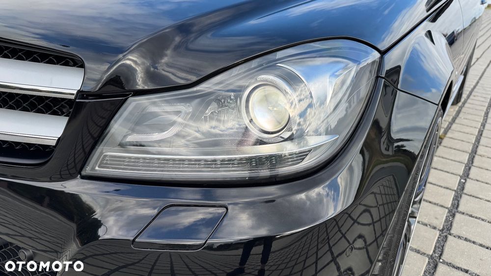 Mercedes-Benz Klasa C 180 Coupe BlueEFFICIENCY - 9