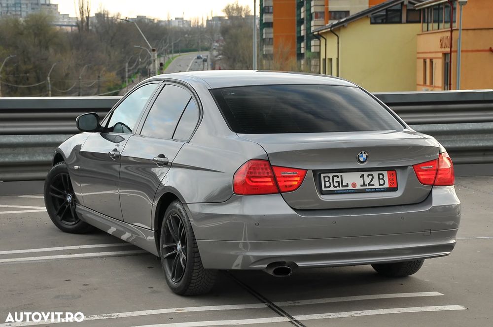 BMW Seria 3 320d DPF Aut. Edition Fleet - 3