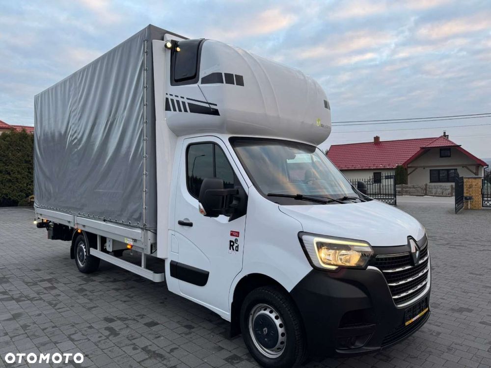 Renault Master 10 europalet z Windą - 21