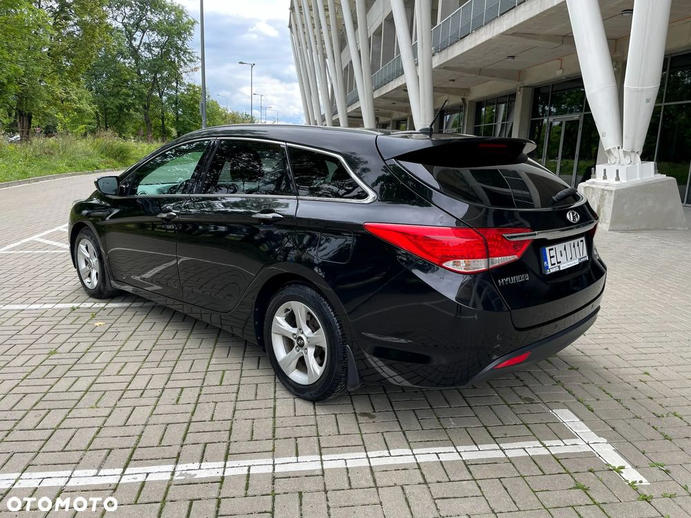 Hyundai i40 1.7 CRDi Comfort + - 4