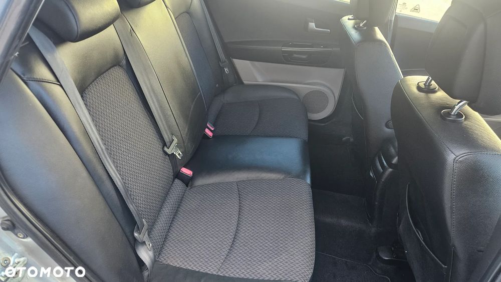 Kia Ceed - 34