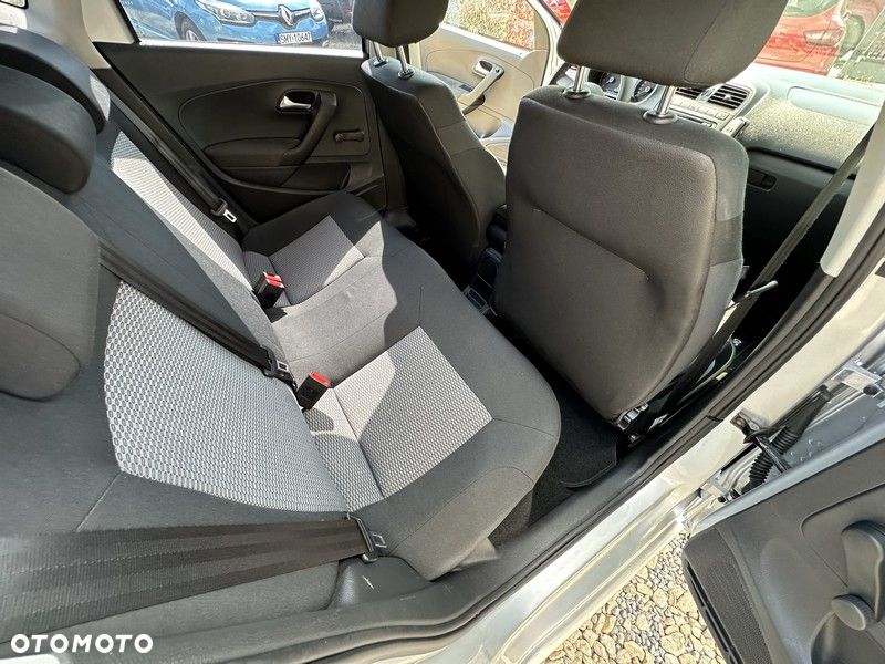 Volkswagen Polo - 16