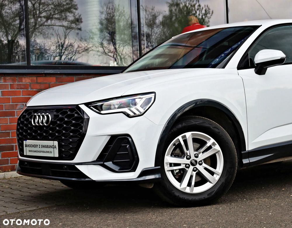 Audi Q3 Sportback - 13