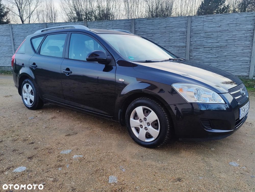 Kia Ceed 1.4 CVVT Attract - 25