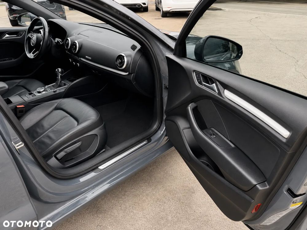 Audi A3 Limousine 40 TFSI Quattro S tronic - 17
