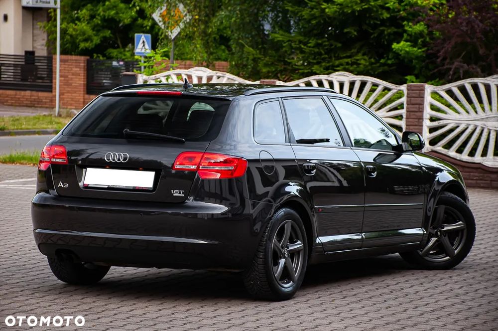 Audi A3 ver-1-8-tfsi-sportback-quattro-s-line-sportpaket - 16