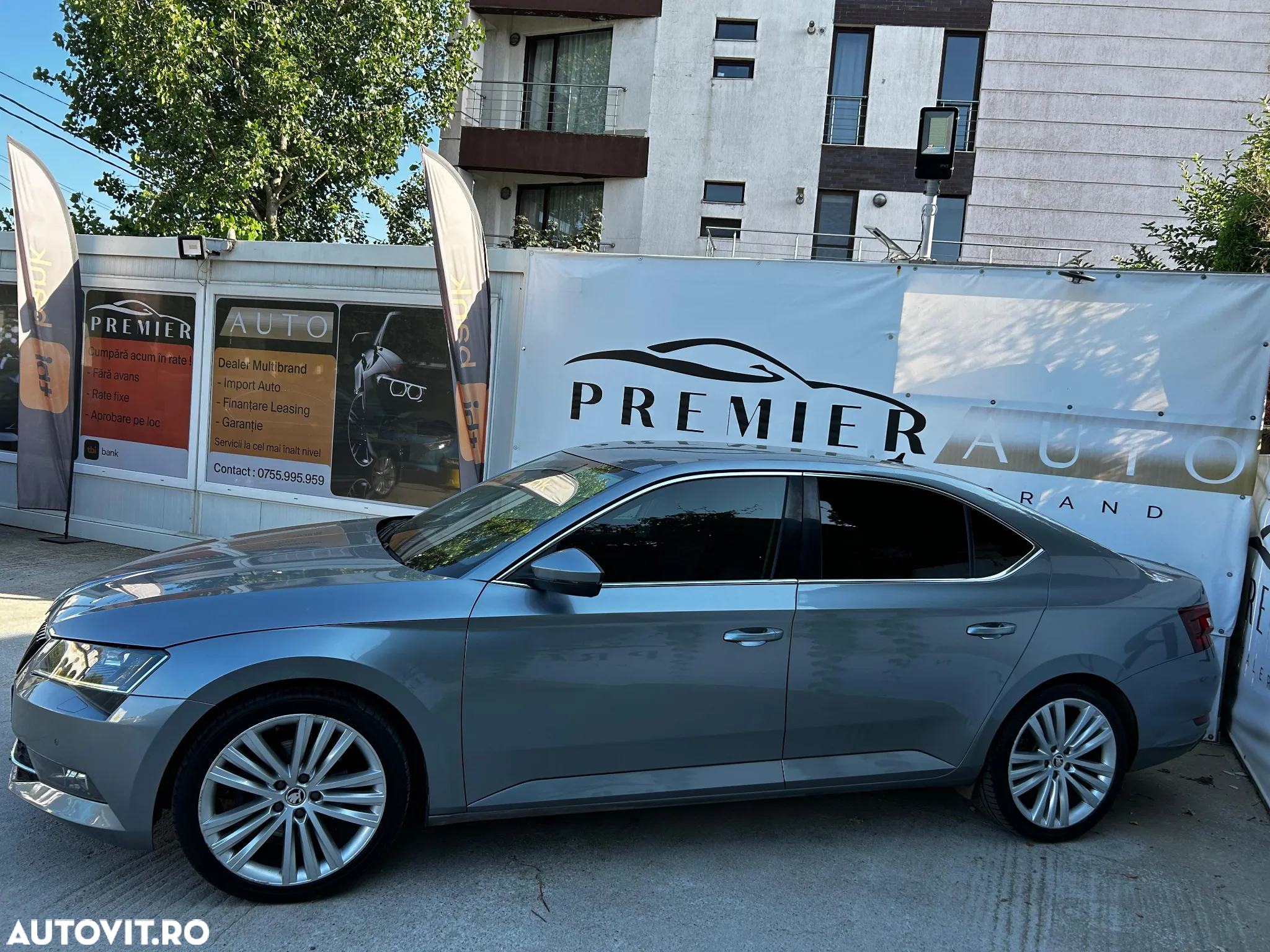 Skoda Superb 2.0 TDI DSG 4X4 Sportline - 4