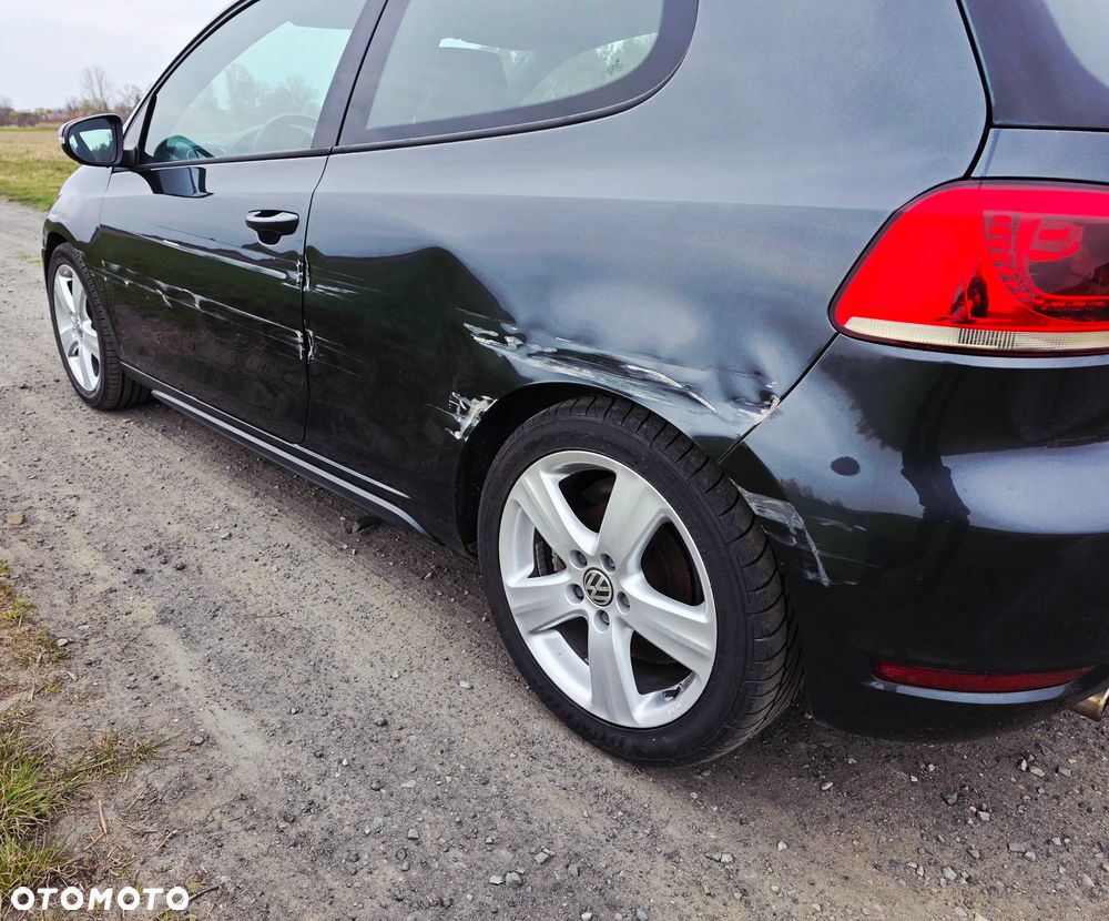 Volkswagen Golf - 16