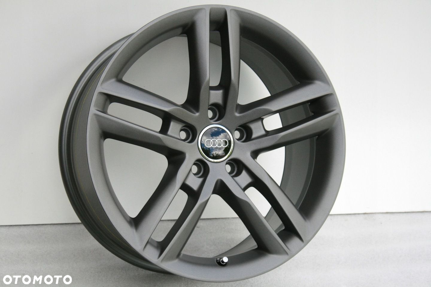 18 ORYGINALNE AUDI S-LINE A4 A3 A6 A8 Q2 Q3 Q5 - 3
