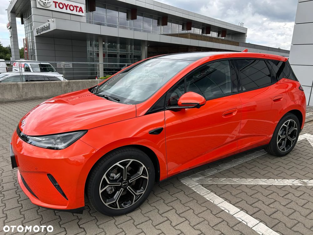 BYD Dolphin G - 2