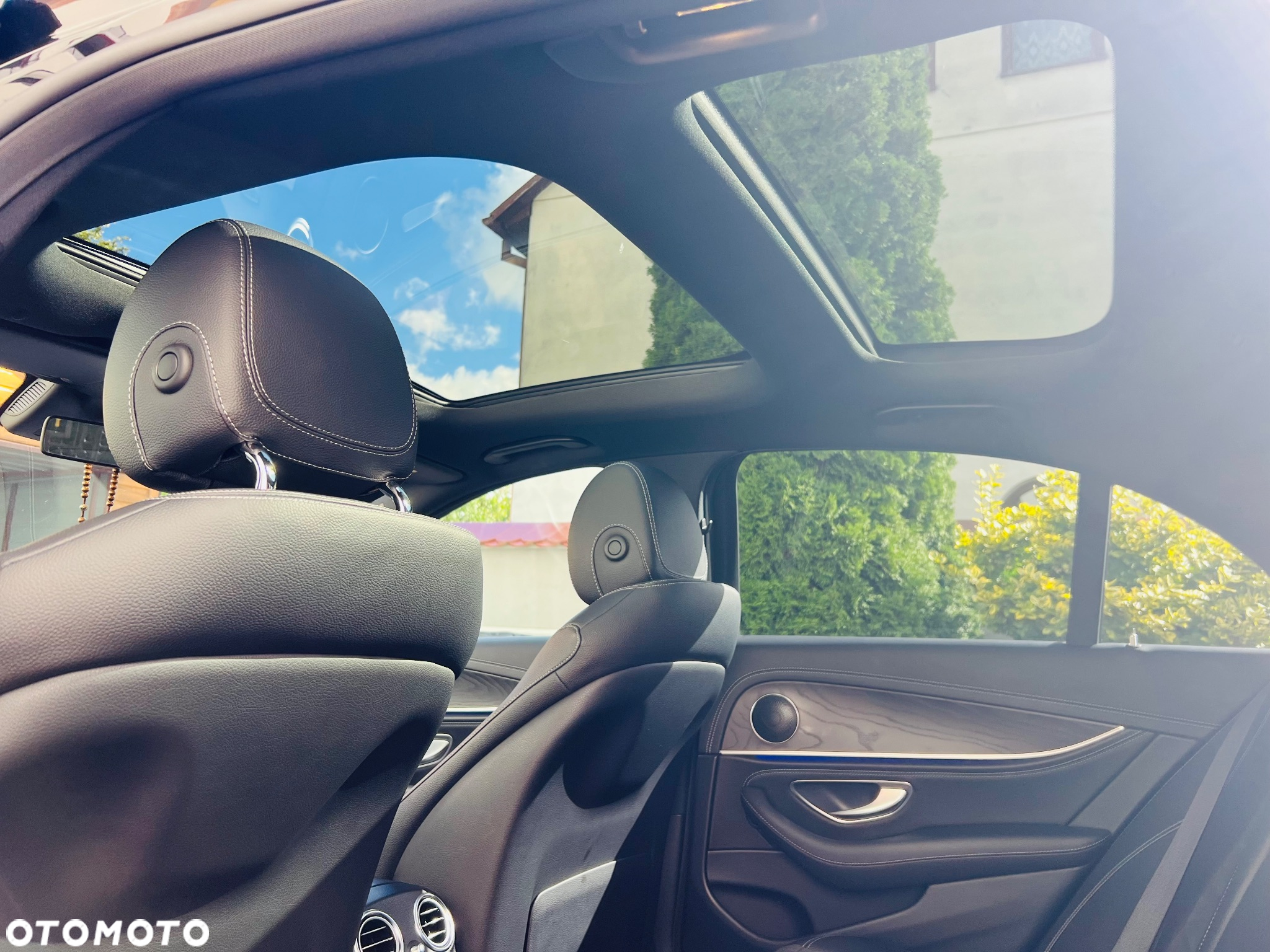 Mercedes-Benz Klasa E 220 d 4-Matic 9G-TRONIC - 18
