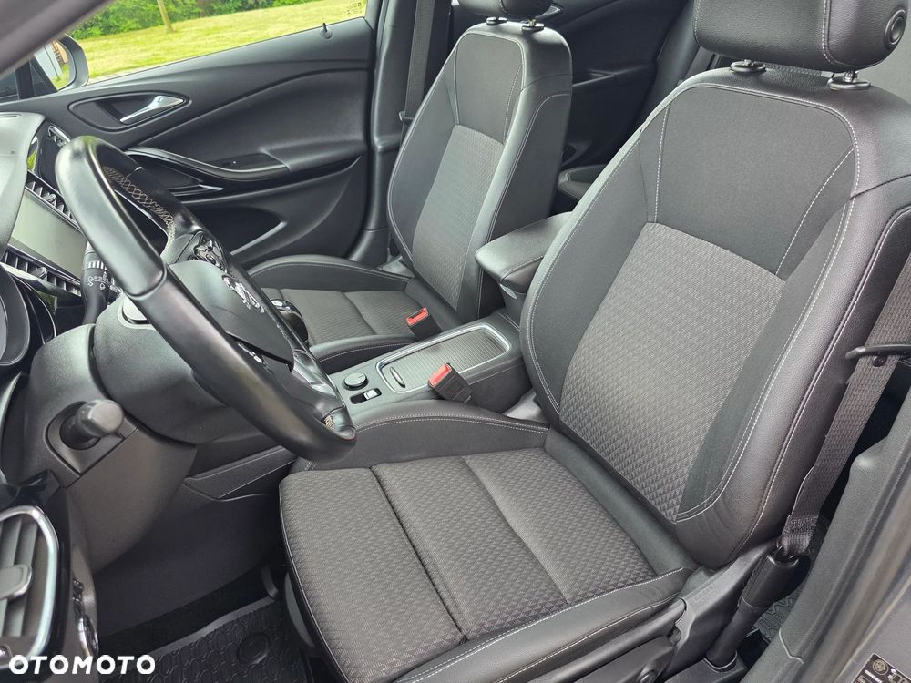 Opel Astra 1.4 Turbo Innovation - 15