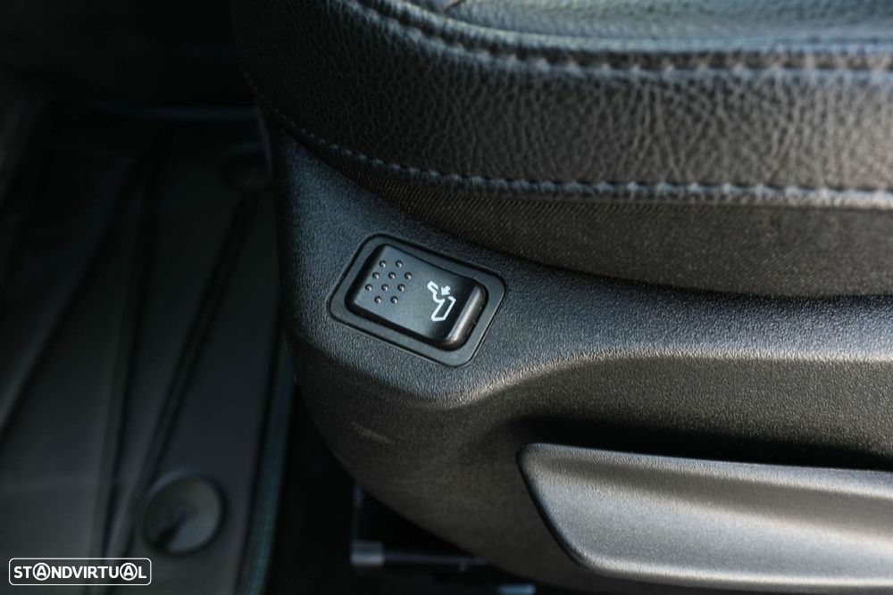 Jeep Compass 1.5 TG e-Hybrid Upland DCT - 13