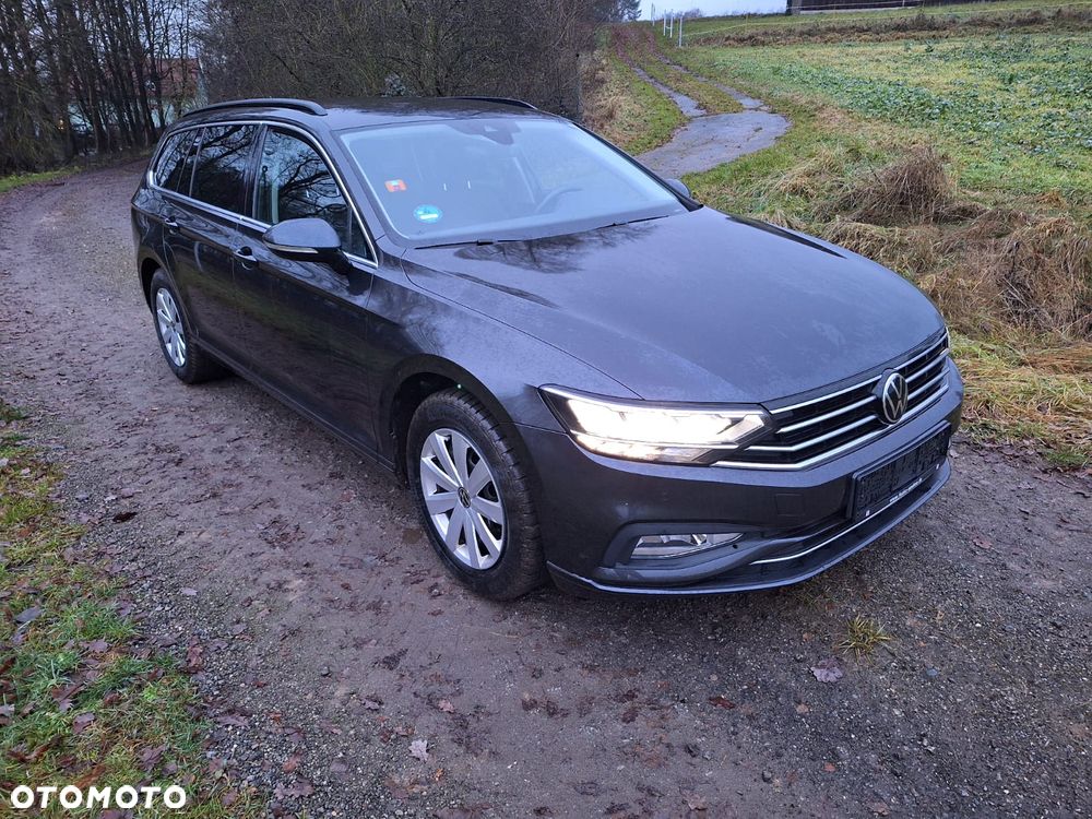 Volkswagen Passat 2.0 TDI SCR Business - 6