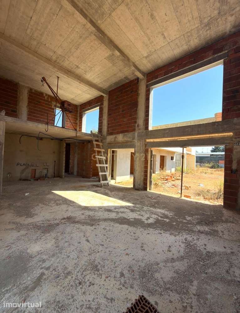 Moderna Moradia T3 em Fernão Ferro, Seixal - Grande imagem: 5/17