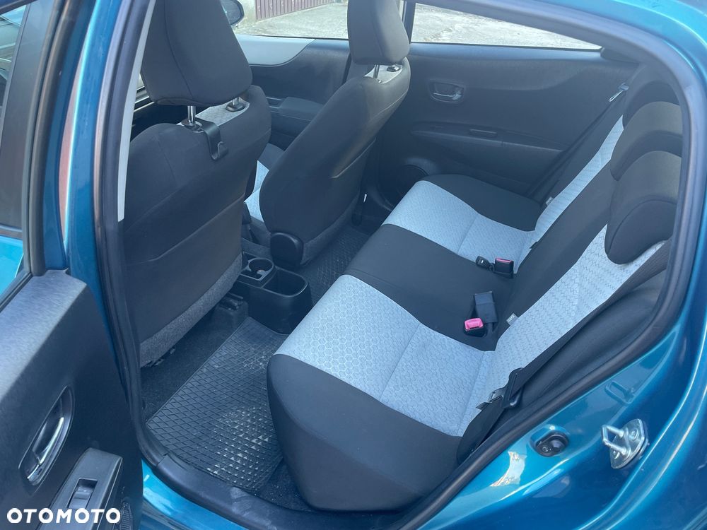 Toyota Yaris 1.33 Premium - 5