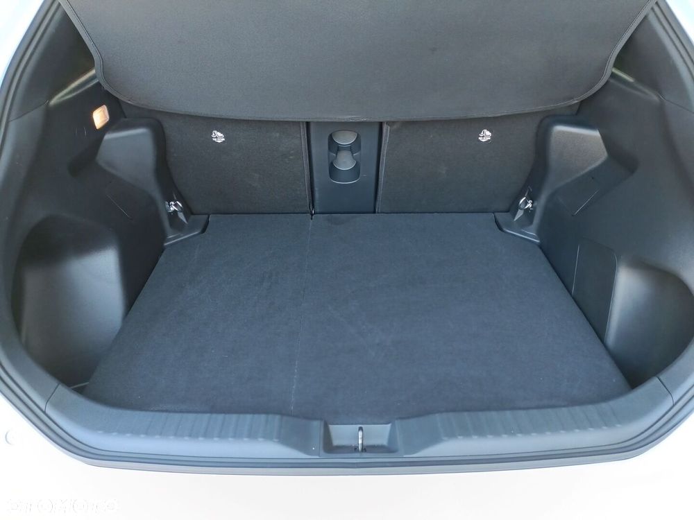 Toyota Yaris Cross - 19