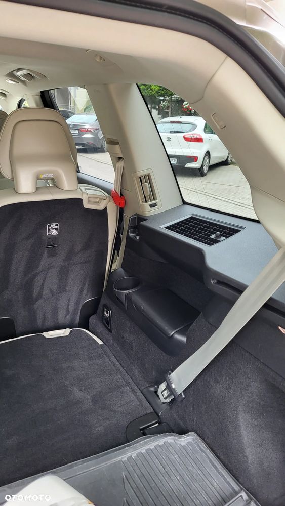 Volvo XC 90 - 11