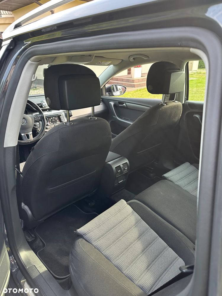 Volkswagen Passat 2.0 TDI DSG Highline - 10