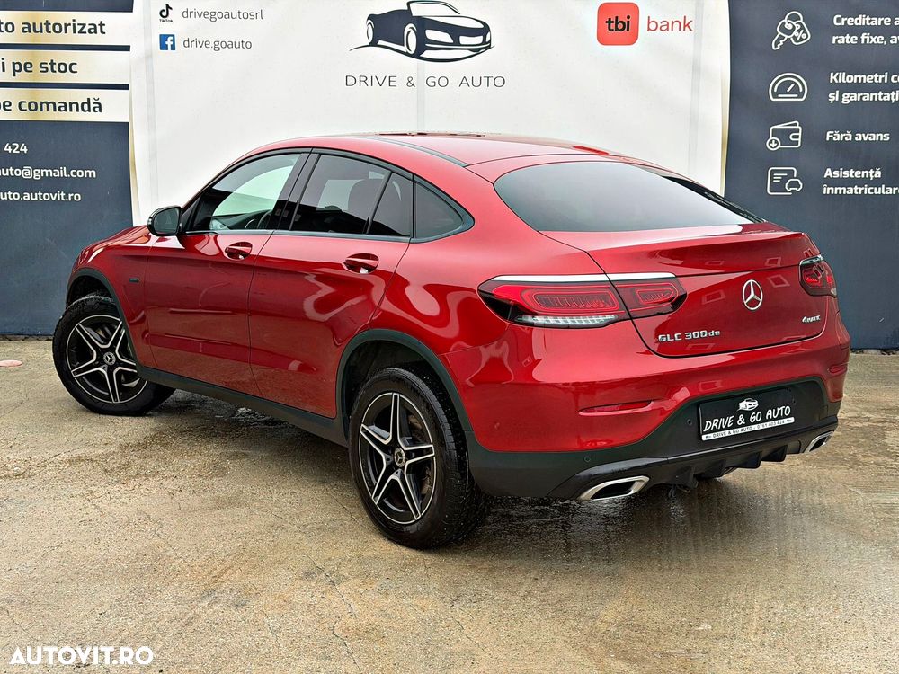 Mercedes-Benz GLC Coupe 300 de 4Matic 9G-TRONIC AMG Line - 3