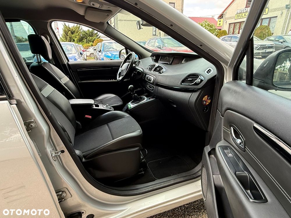 Renault Scenic ENERGY dCi 130 INITIALE PARIS - 23