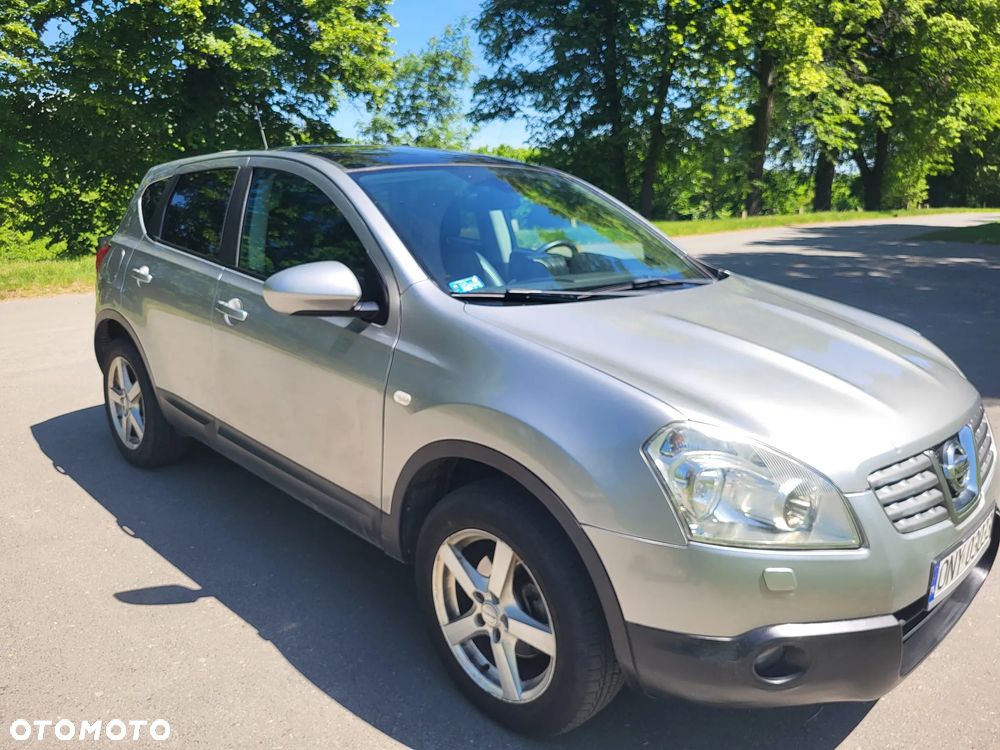 Nissan Qashqai 2.0 dCi 4x4 Tekna - 2