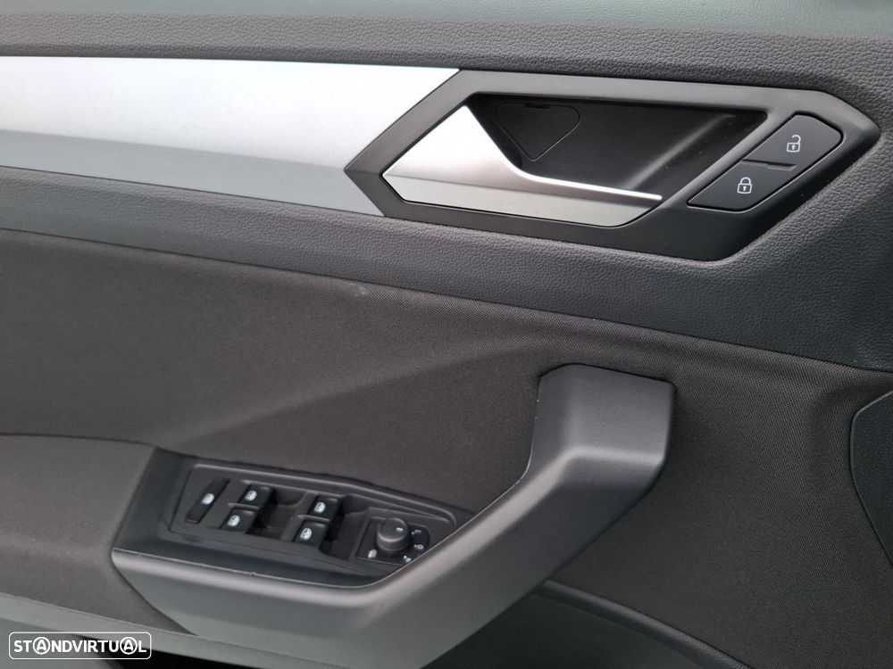 VW T-Roc 1.0 TSI Life - 19