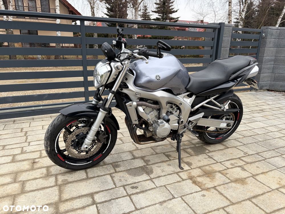 Yamaha FZ6 - 2